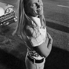 VN Blvd.-052-7 'Lookin' For A Kitty'
