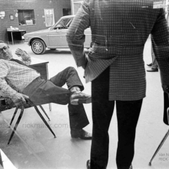 VN Blvd.-022-33A 'Showroom Gentlemen'