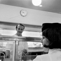 VN Blvd.-022-35A 'Bob's Chef'
