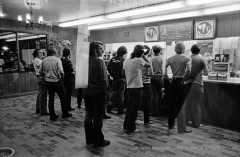 VN Blvd.-060-33A <strong>'McDonald's Lineup'</strong>